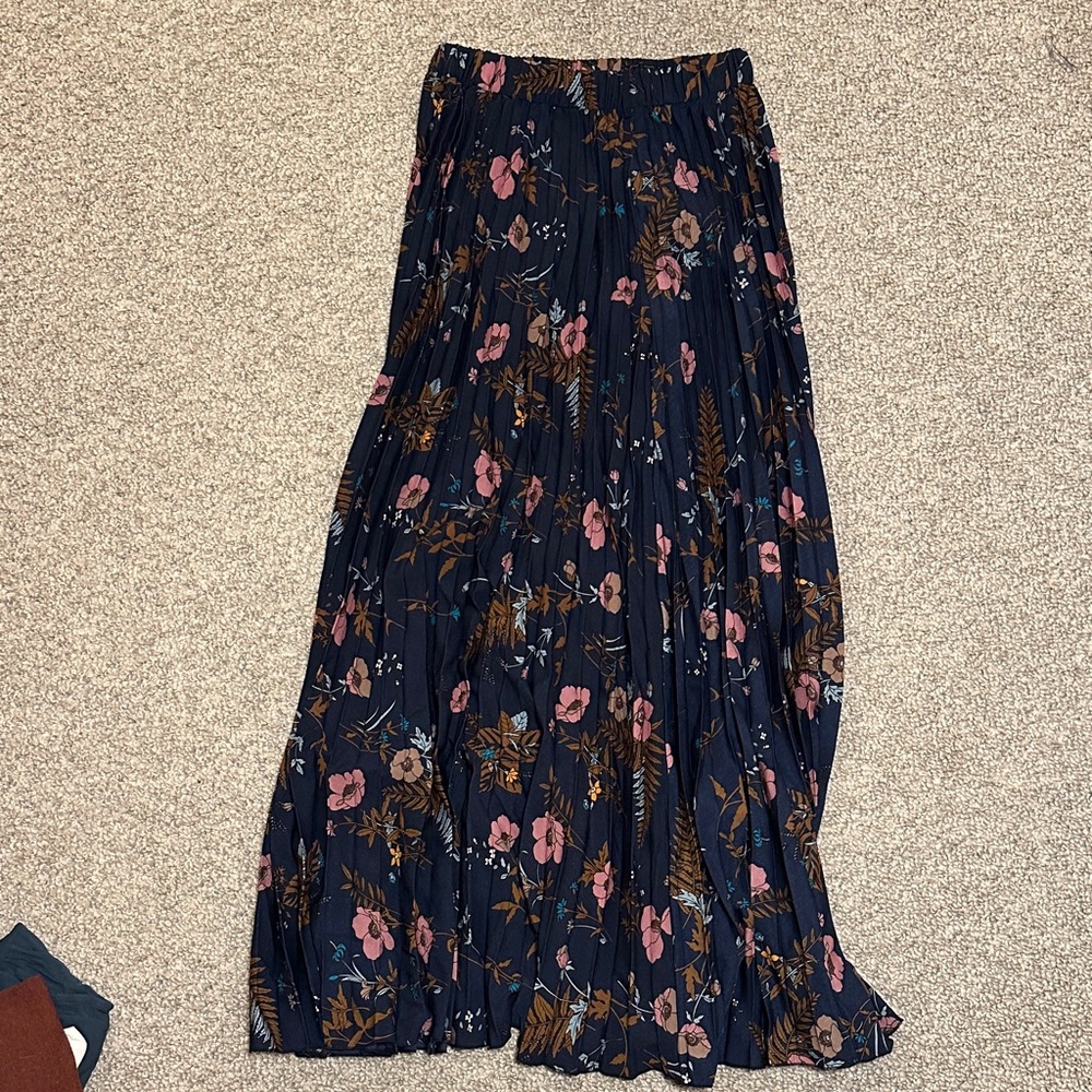 Pleated Floral Skirt